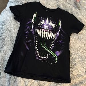 Venom graphic tee
